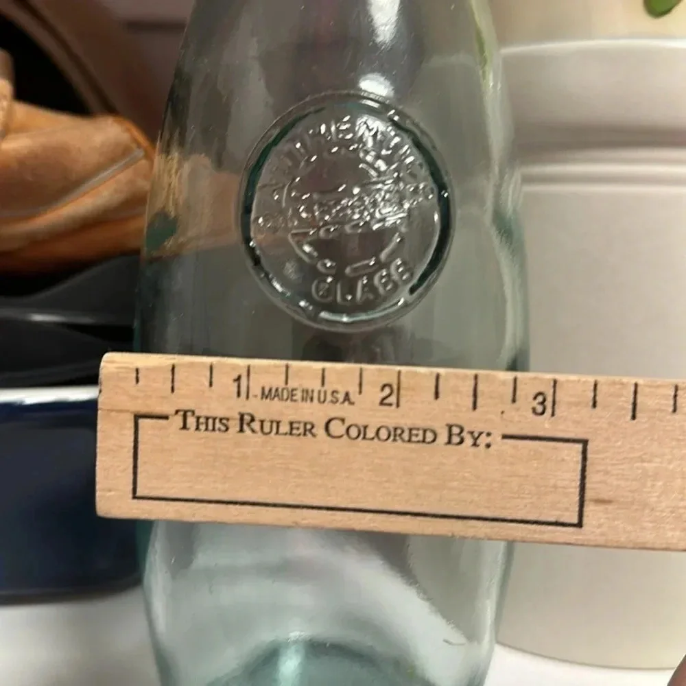 Glass bottle made in Spain
